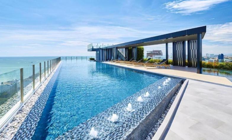 The Base Central Pattaya Quiet King-Bed With Infinity Pool & Free Netflix! المظهر الخارجي الصورة